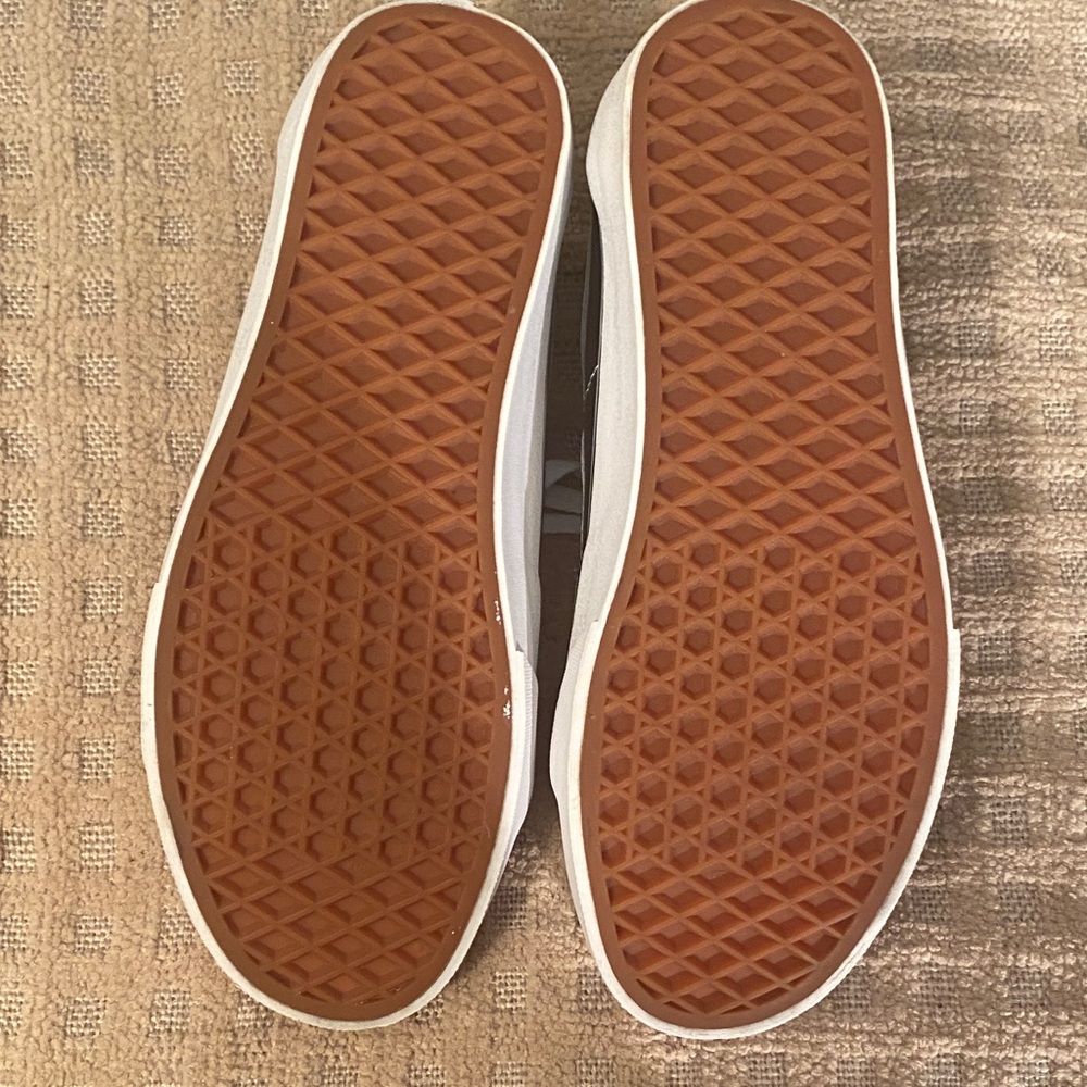 Vans Black and White Men's Sneakers - Picture 7 of 7